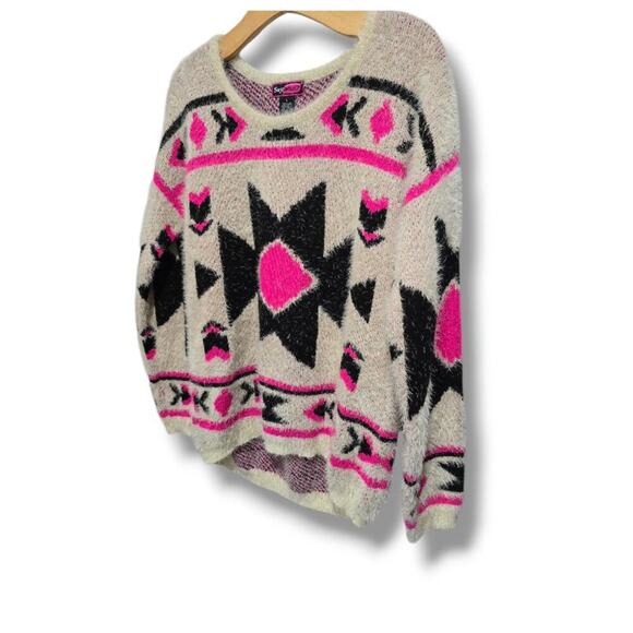 Say What? Women’s Shaggy Knit Sweater Aztec Print - Large - Picture 3 of 8